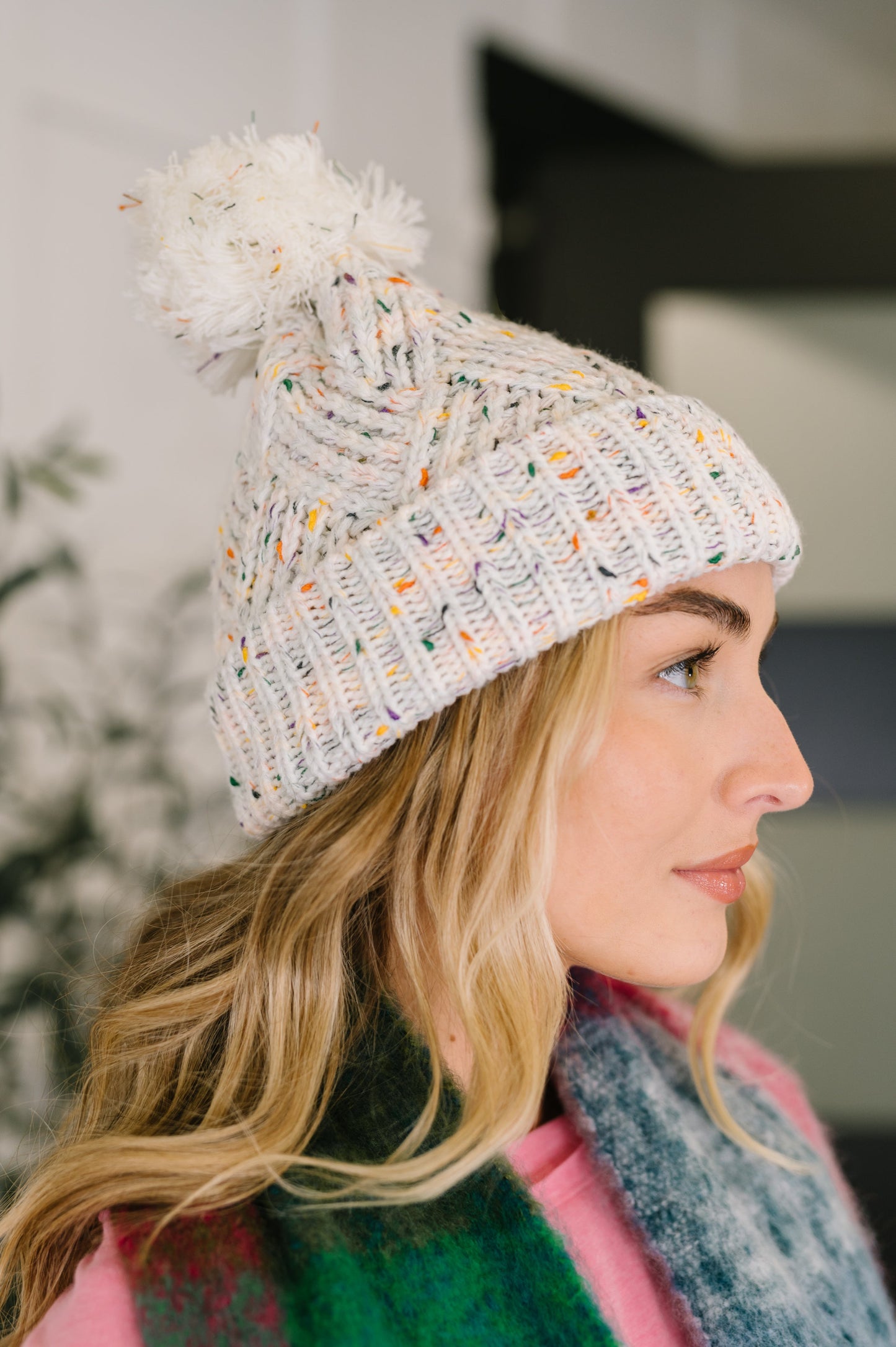 Pom Pom Beanie in Ivory