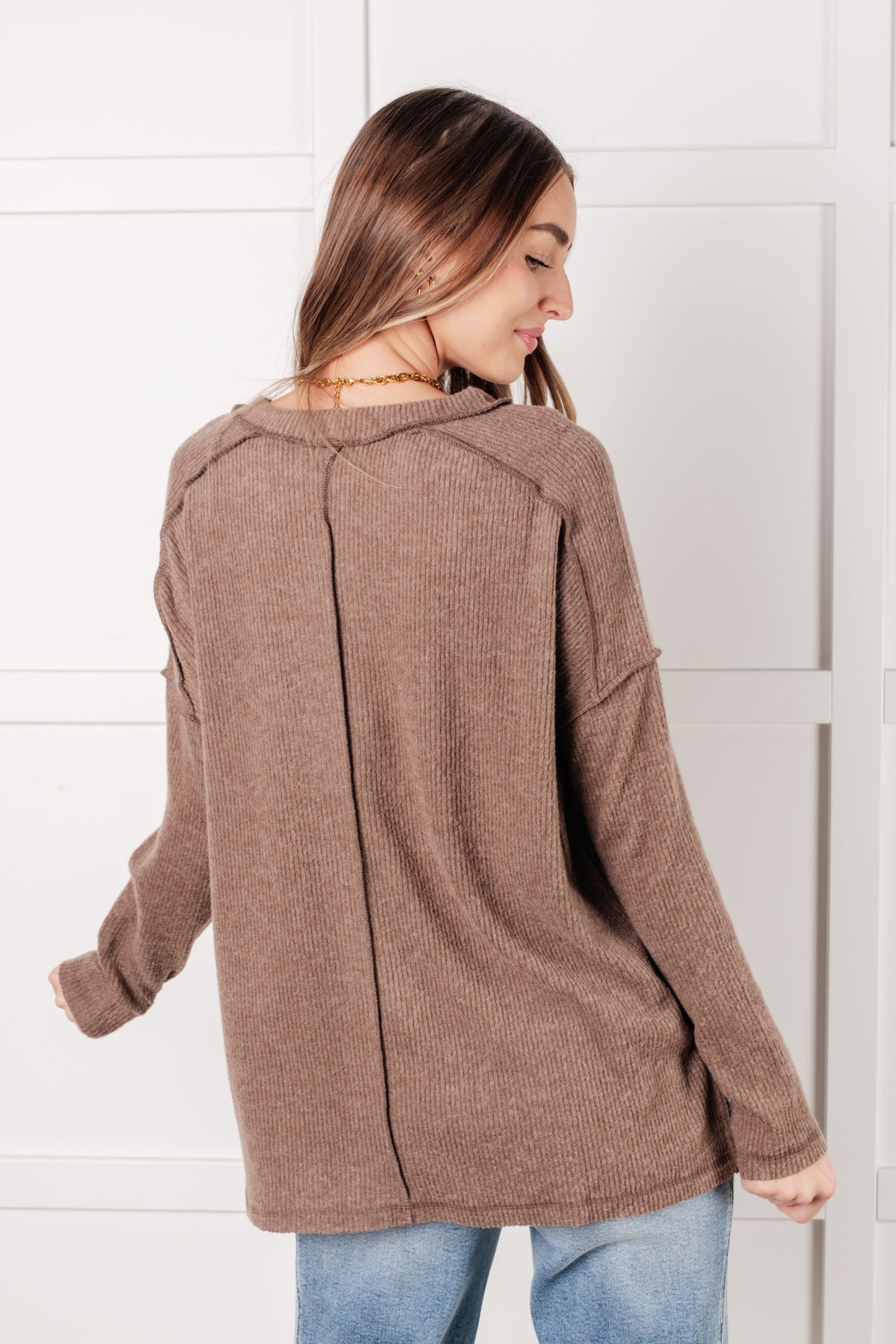 Addison Ribbed Hacci Sweater in Mocha