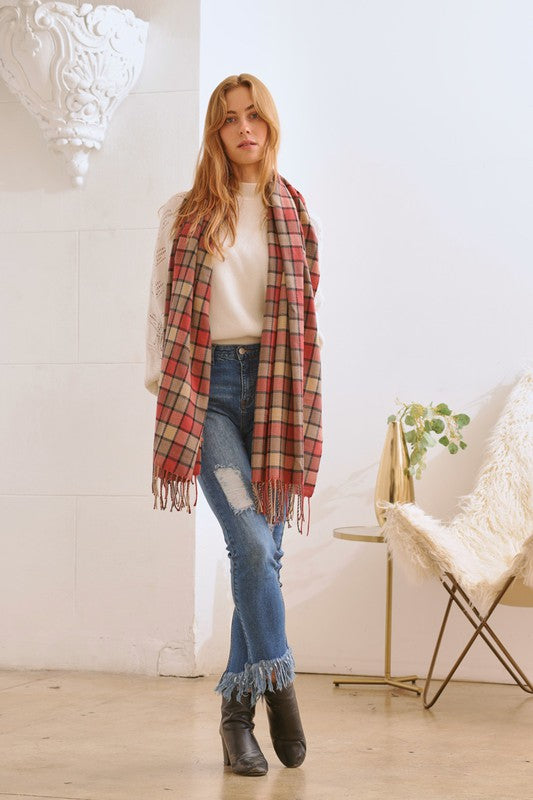 Checkered Pattern Scarf