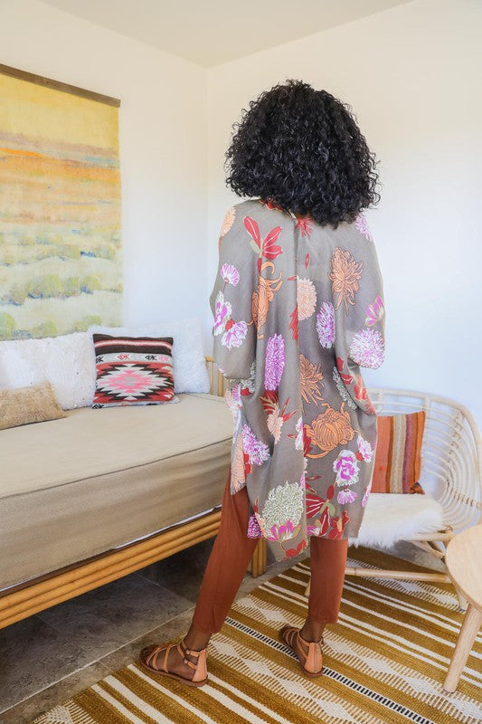 Sarai Floral Motif Kimono