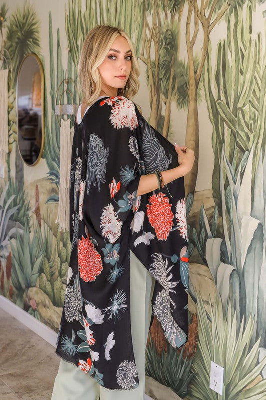 Sarai Floral Motif Kimono