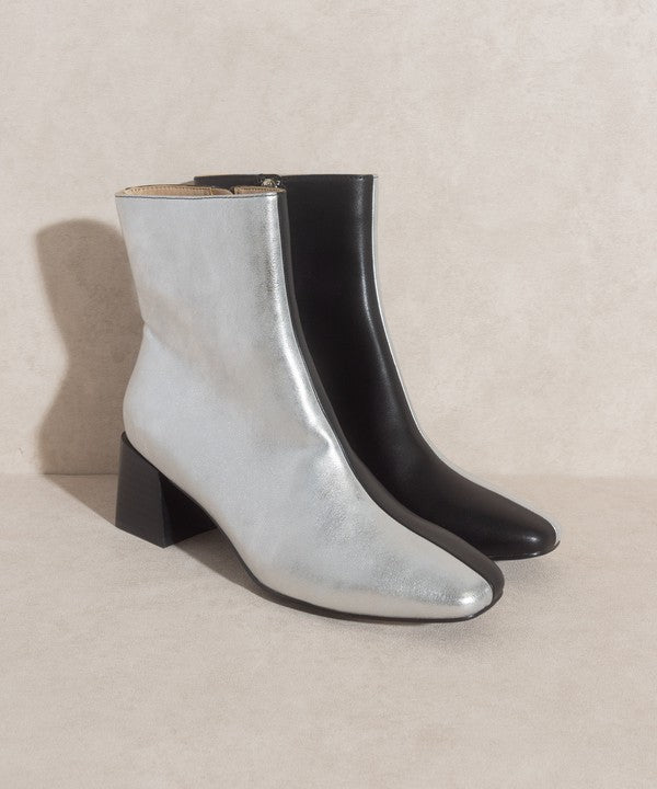 Georgina Dual Chroma Boots