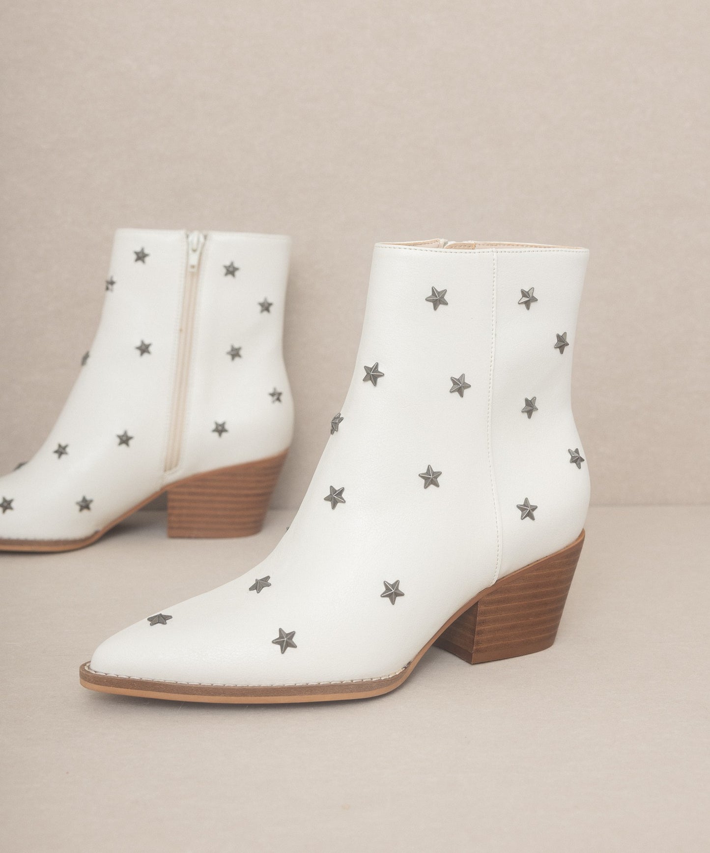 Ivonne Star Studded Western Boots