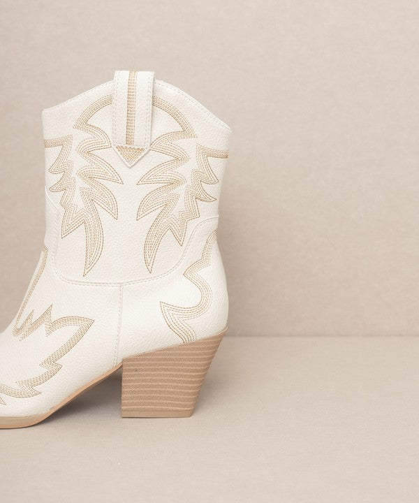 Nantia Embroidered Cowboy Boots