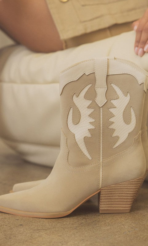Shania Cowboy Boots