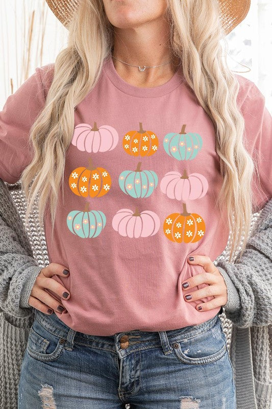 Cute Groovy Pumpkins  Graphic Tee