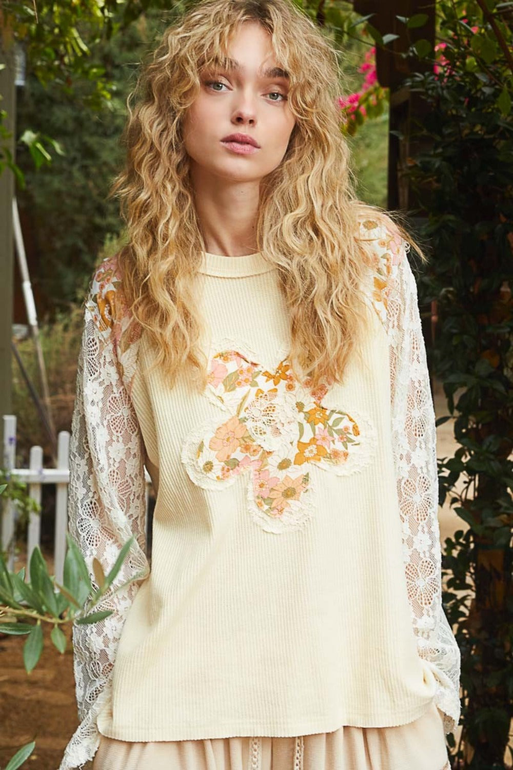 Flower Patch Lace Sleeve Knit Top