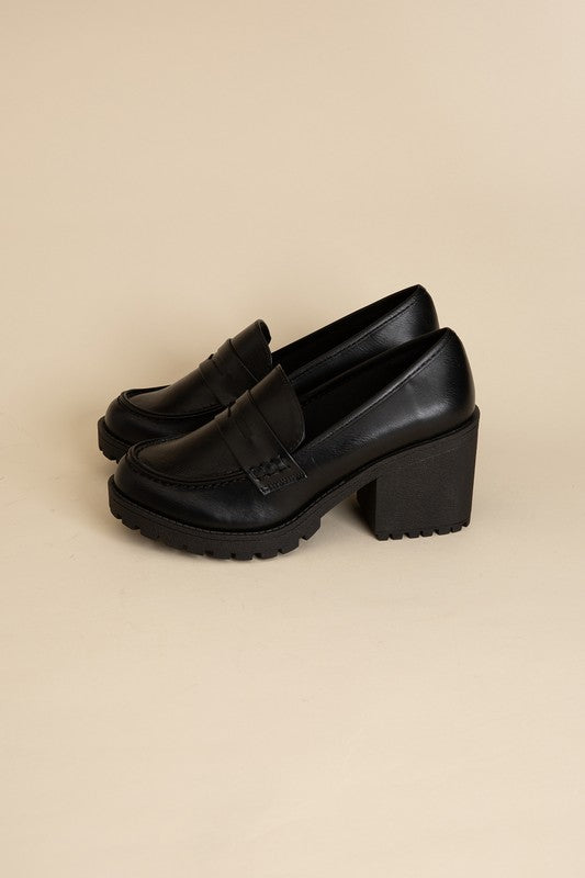 Kendra Loafers