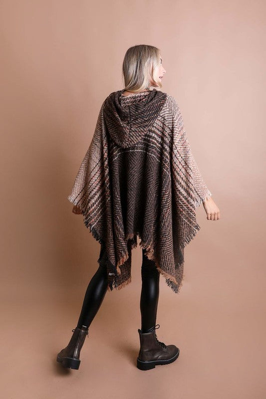 Brisa Herringbone Frayed Poncho