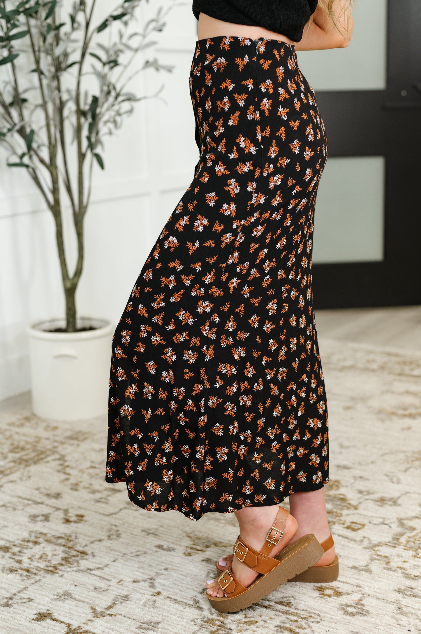 Wendy Midi Skirt in Rust, White and Black