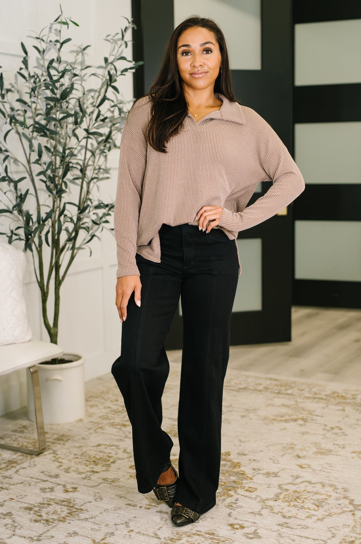 Mya Henley Pull Over
