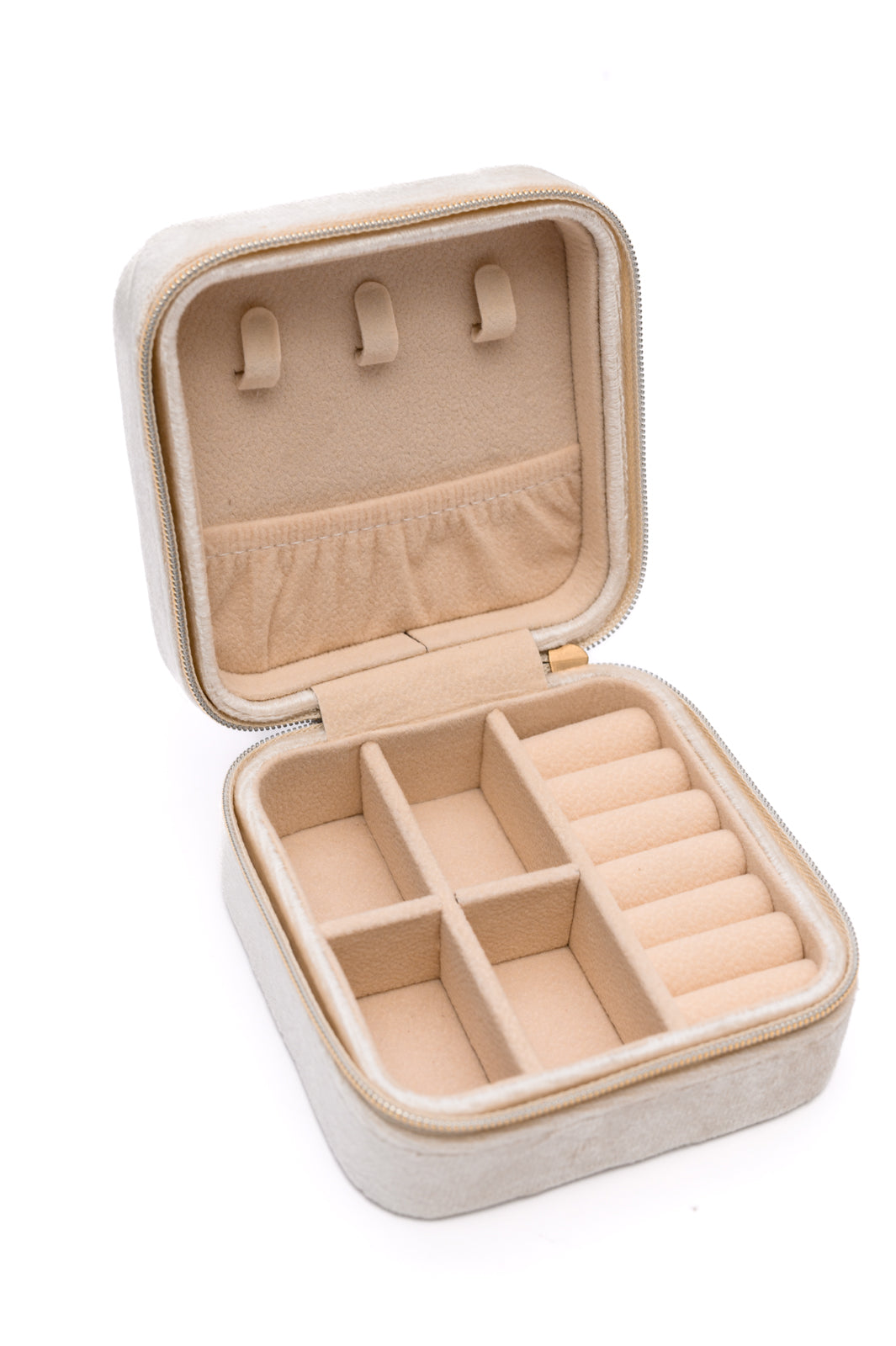 Velvet Jewelry Box in Ivory