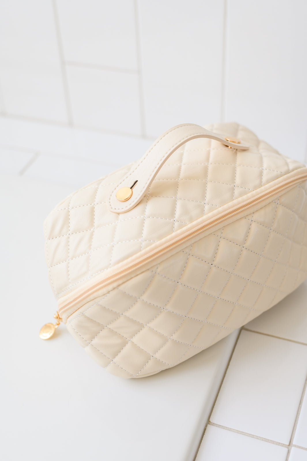 Betsy Quilted Makeup Bag in Cream
