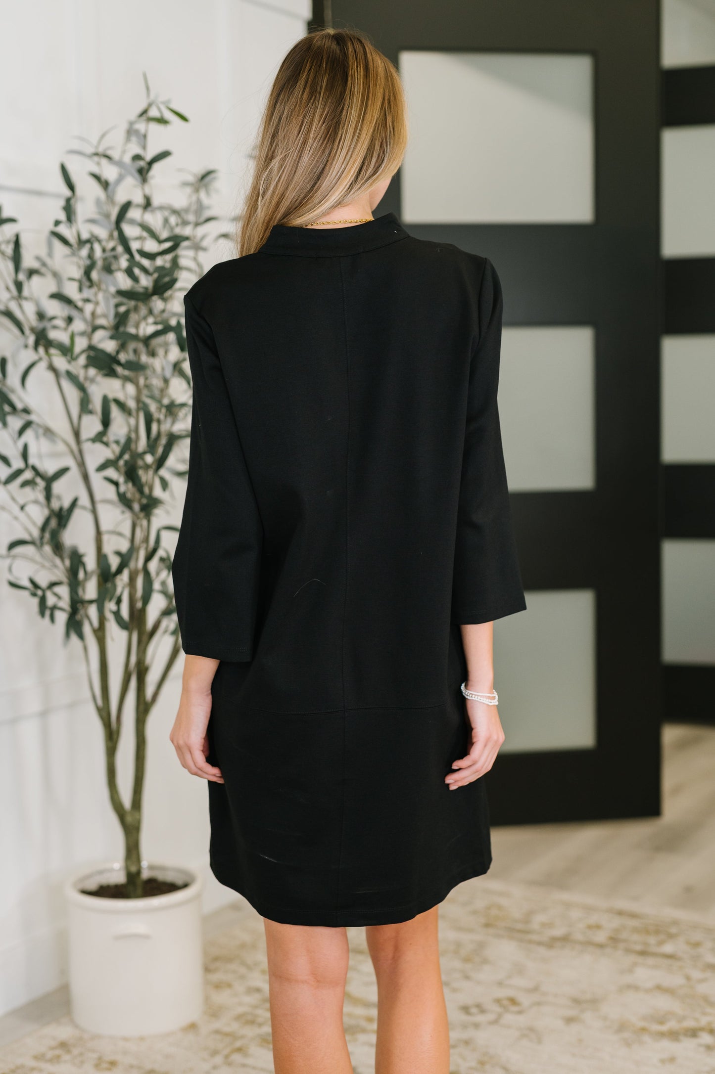 Serena Quarter Sleeve Dress in Black