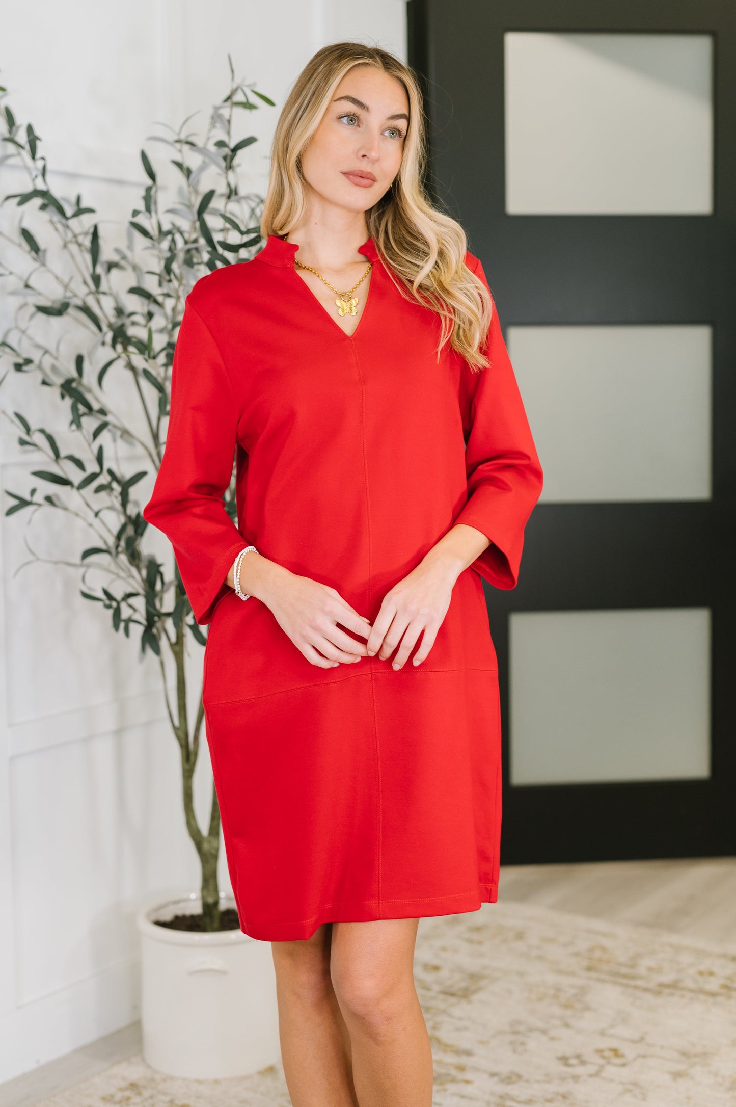 Serena Quarter Sleeve Dress in Red