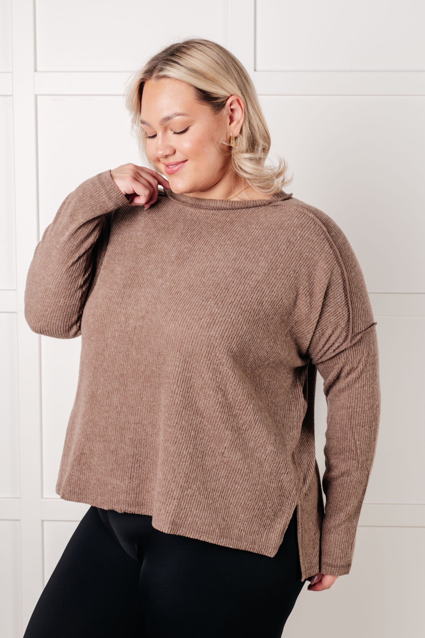 Addison Ribbed Hacci Sweater in Mocha