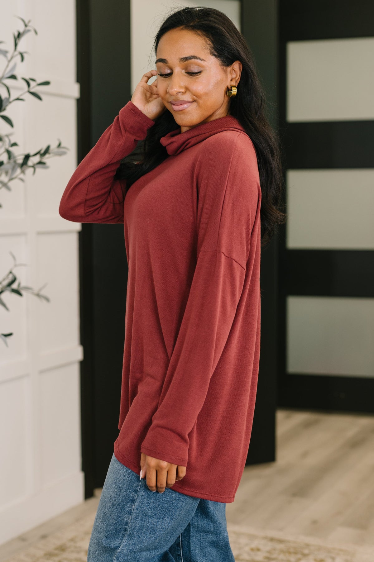 Alanna Cowl Neck Pullover in Wine