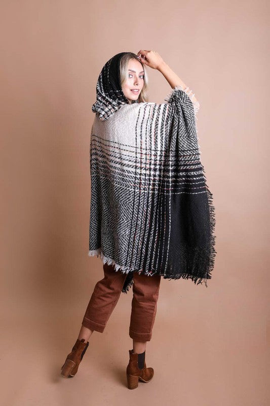 Brisa Herringbone Frayed Poncho