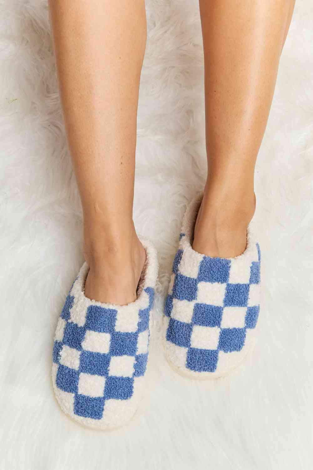 Kimmy Checkered Print Plush Slide Slippers