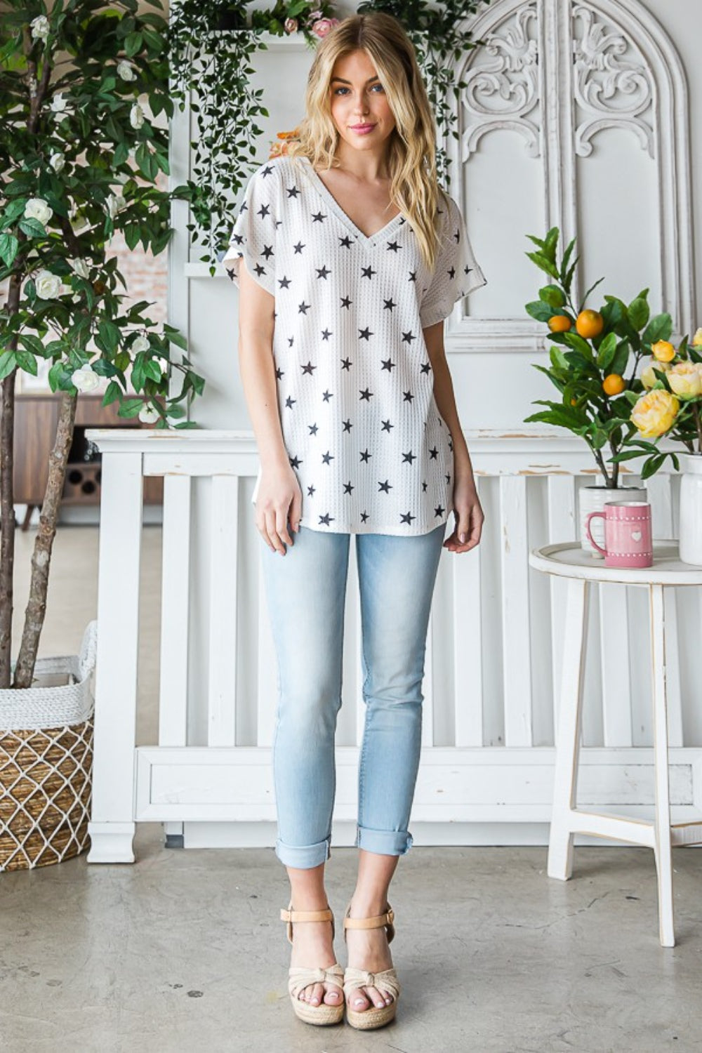 Star Print V-Neck Waffle Knit Top